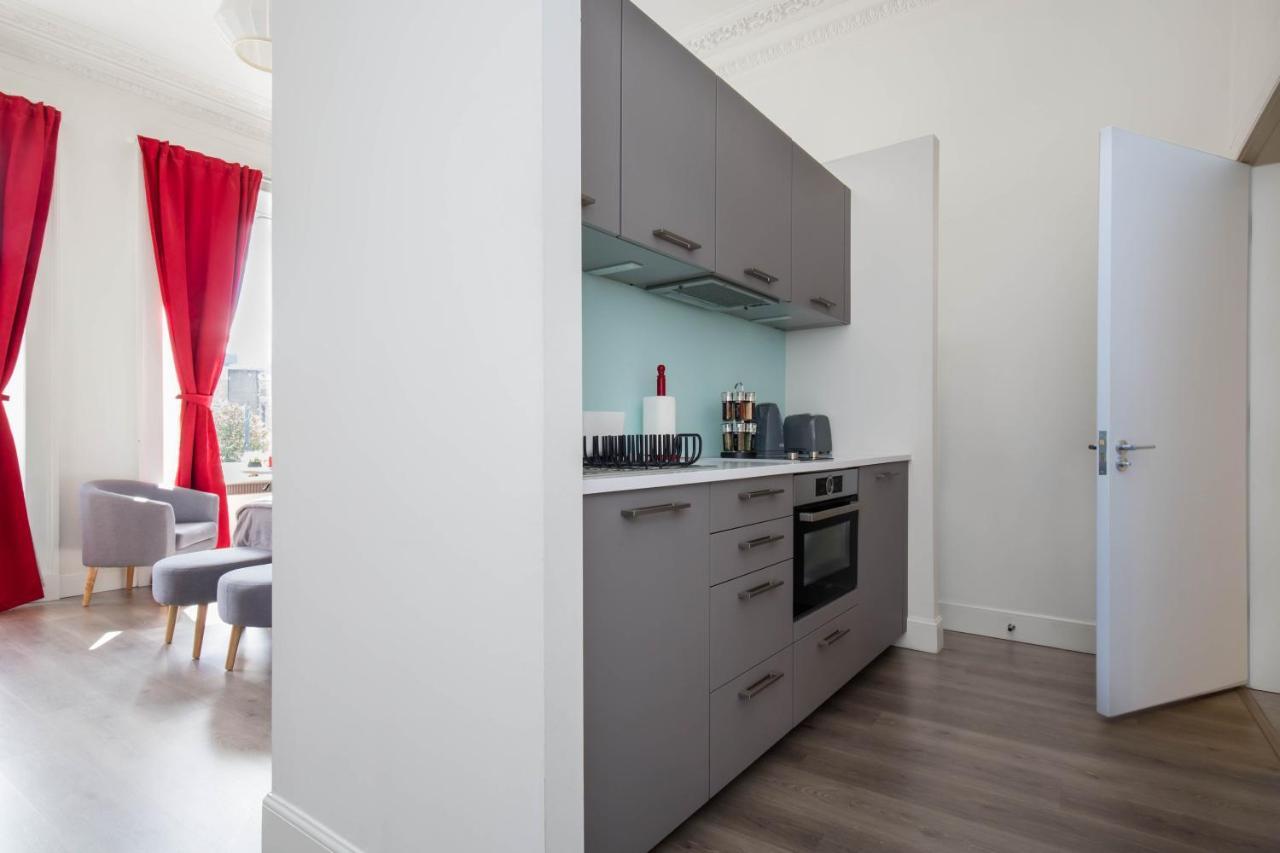 Modern Studio Apartment In Prime Central Location Единбург Екстериор снимка